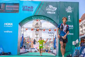 BIB: 100
                            <button type="button" onclick="openModal(21778314)" class="btn btn-primary btn-sm float-right btn-popup" data-toggle="modal" data-target=".modal-high-quality">
                        <i class="fas fa-shopping-cart"></i> Add to Cart
                    </button>
                                            <button type="button" onclick="isThisMe(21778314, true)" class="btn btn-success btn-sm float-right btn-popup btn-isme hidden" data-toggle="tooltip" data-placement="bottom" title="นี่คือรูปของคุณใช่ไหม คลิกที่นี่เพื่อเอาเข้าอัลบั้ม">
                        <i class="fas fa-plus"></i> Add to album
                    </button>
                    <button type="button" onclick="isThisMe(21778314, false)" class="btn btn-warning btn-sm float-right btn-popup btn-isnotme hidden">
                        <i class="fas fa-ban"></i> Remove from album
                    </button>